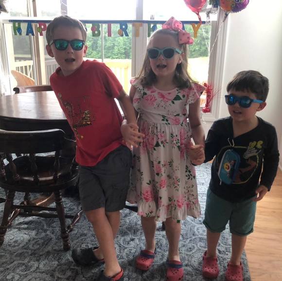 Meet your Posher, Brianne - Picture 1 of 1